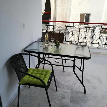 By The Sea, Thessaloniki Apartment
