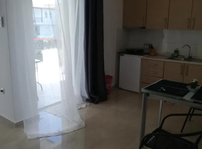 Апартаменты By The Sea, Thessaloniki