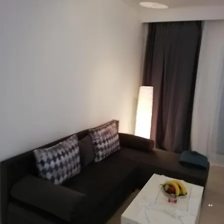 By The Sea, Thessaloniki Apartman *